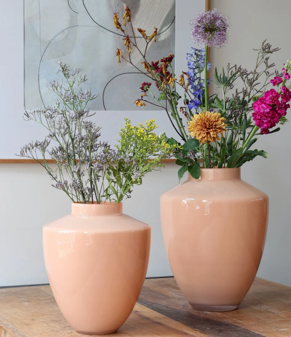 Tugela Peach vaas – Handgemaakte pastelvaas van glas Ø24,5–28 cm - Afbeelding 4