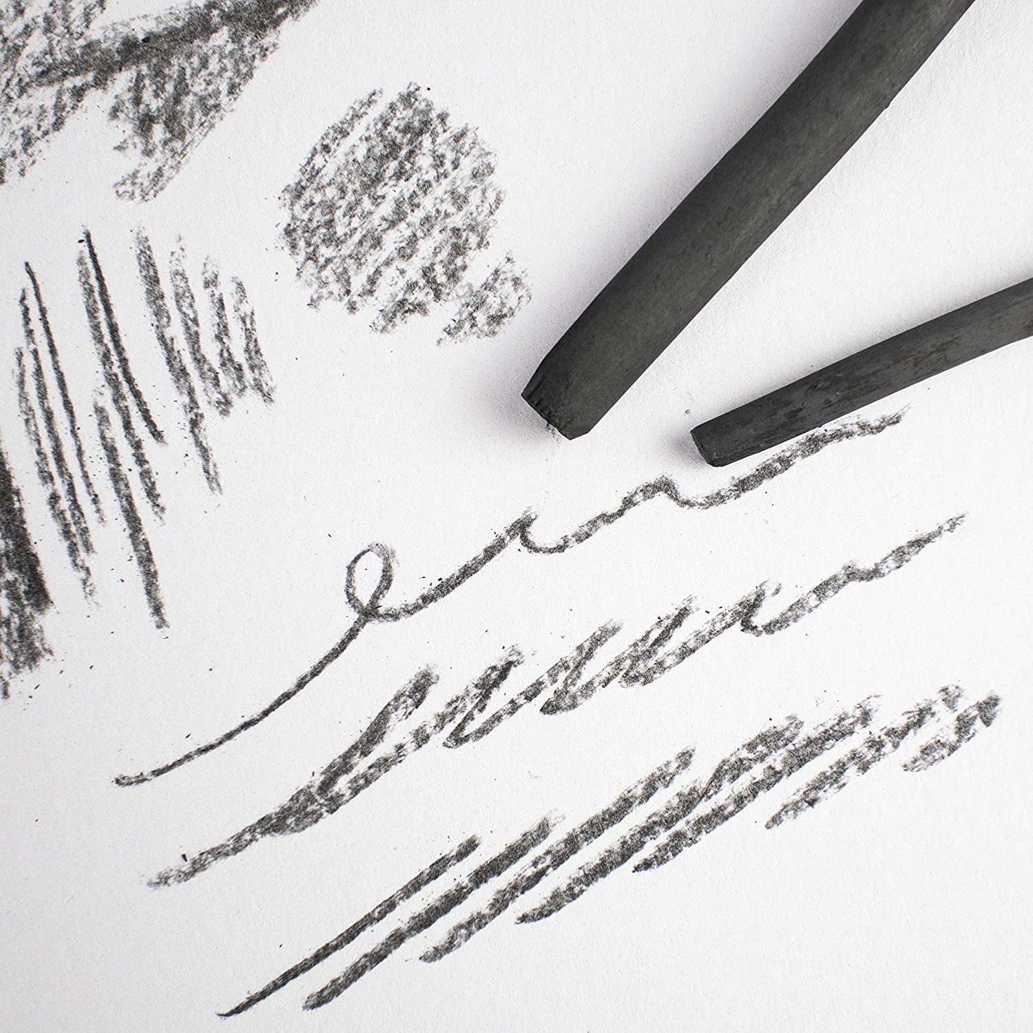 Houtskool Potloden Set - 10 stuks in verschillende maten - Zwarte Houtskool Potloden voor Tekenen - Ideale Tekenpotloden in Aluminium Etui - Schetspotloden perfect voor indrukwekkende Tekeningen - Afbeelding 8