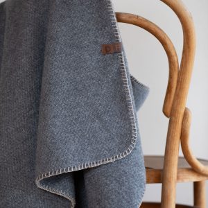 Wollen plaid Merano grijs – David Fussenegger 160 x 200 cm