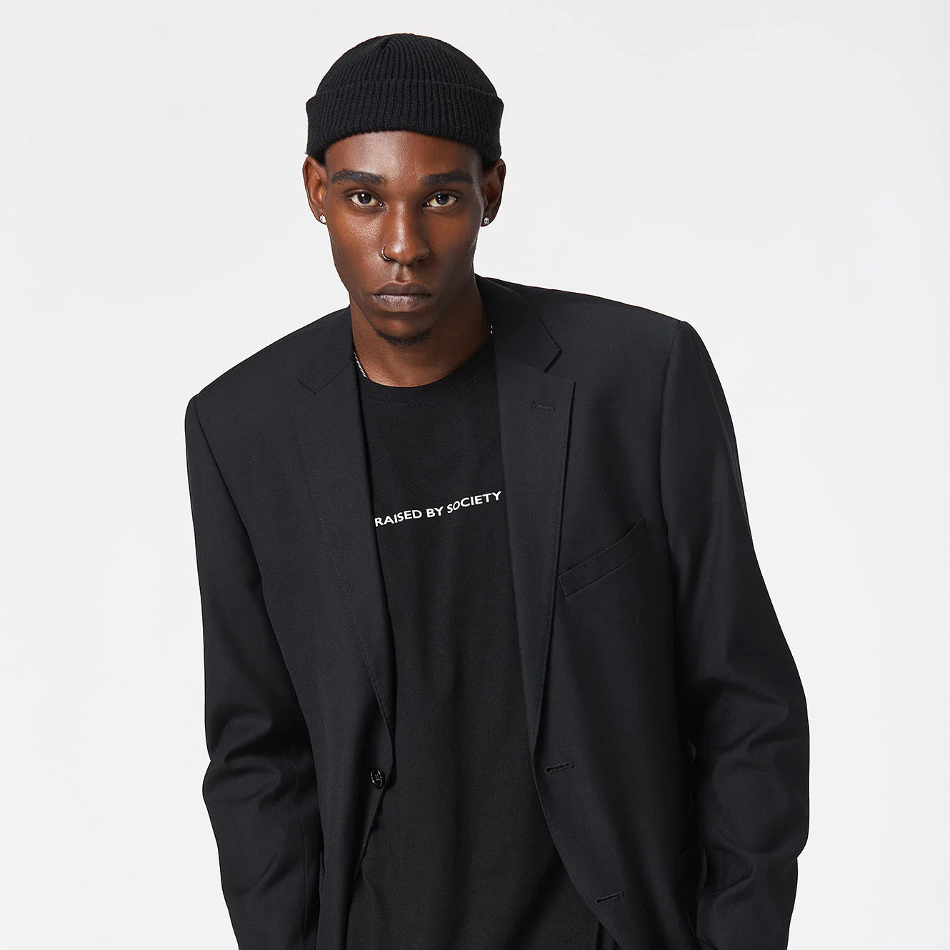 Stijlvolle Zwarte Muts - Afbeelding 4