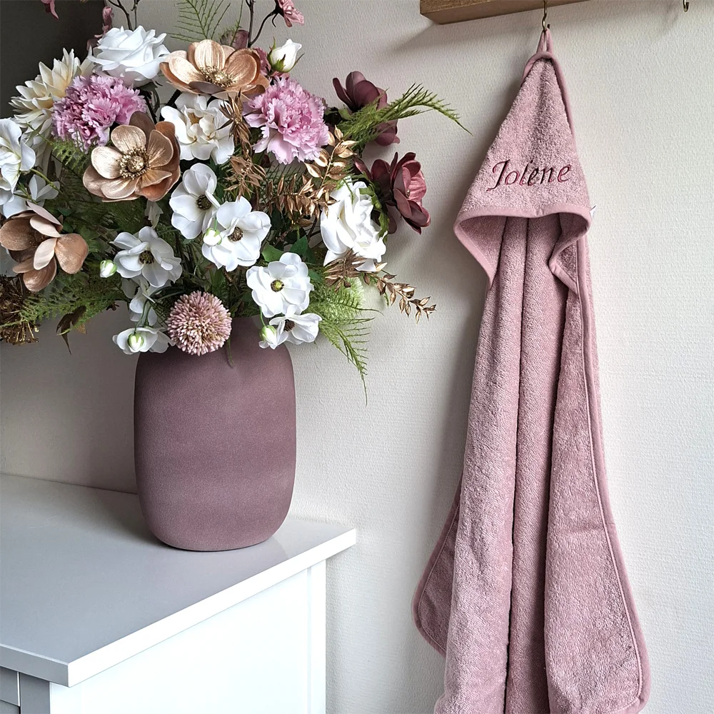 Badcape met naam | Oudroze - Afbeelding 4