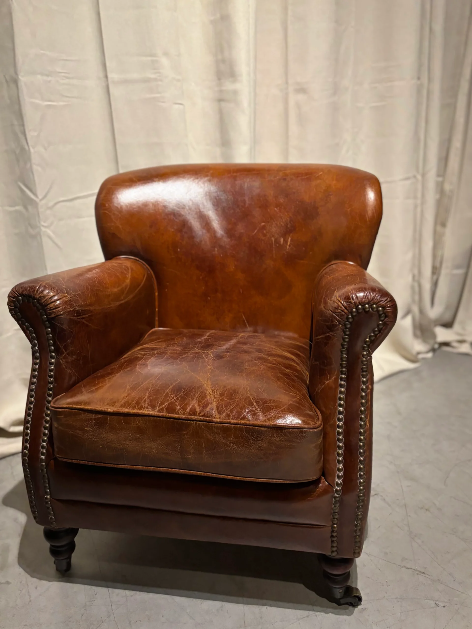 Runderleren fauteuil Klein model Craquelé