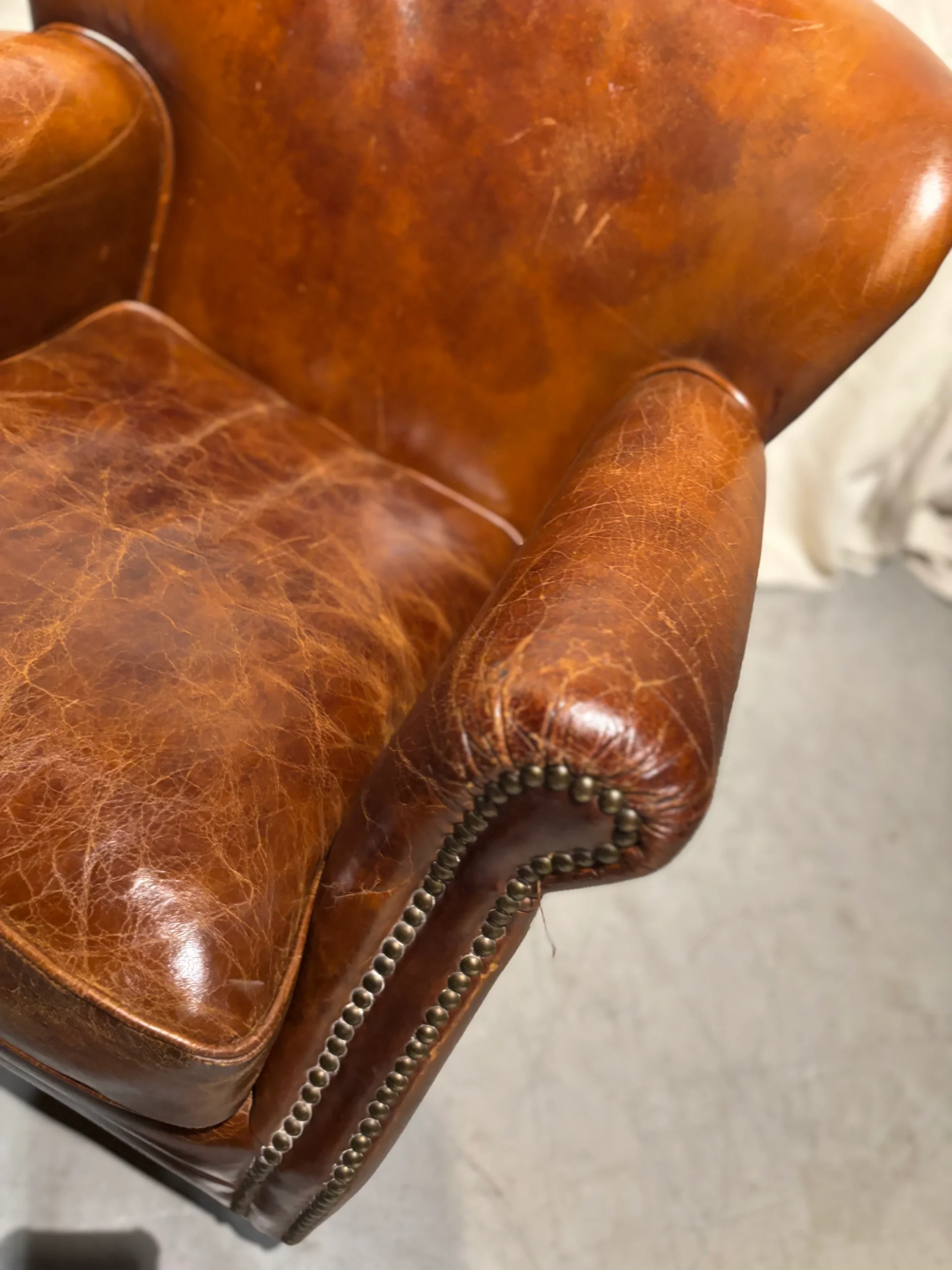 Runderleren fauteuil Klein model Craquelé - Afbeelding 3