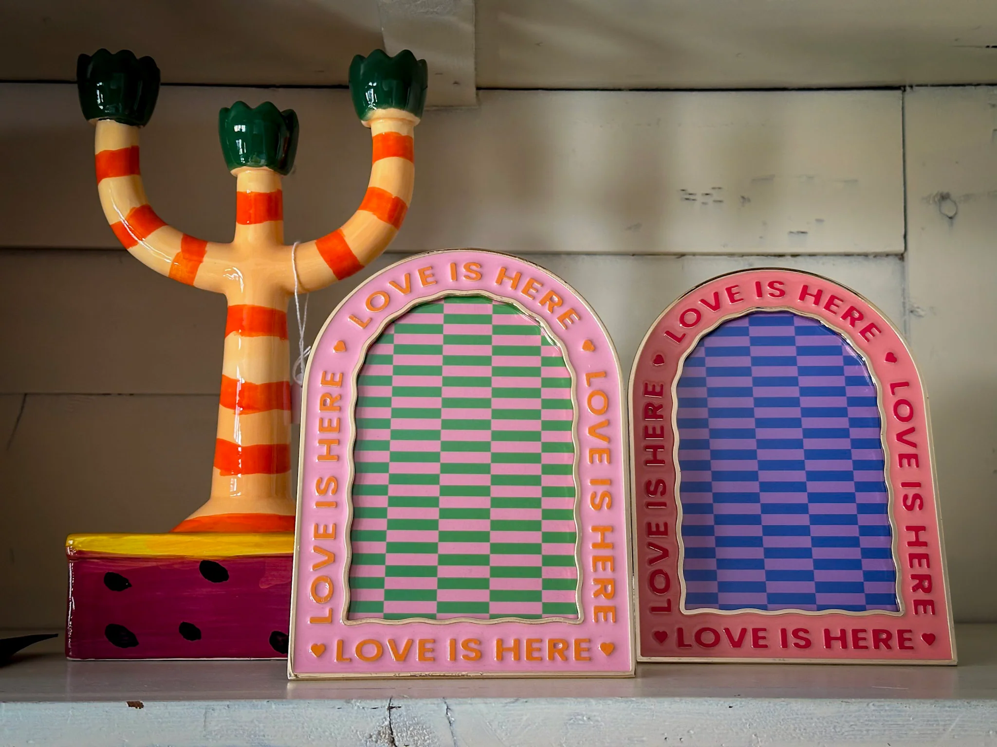 Fotolijstje Hard Roze – Love Is Here - Afbeelding 3