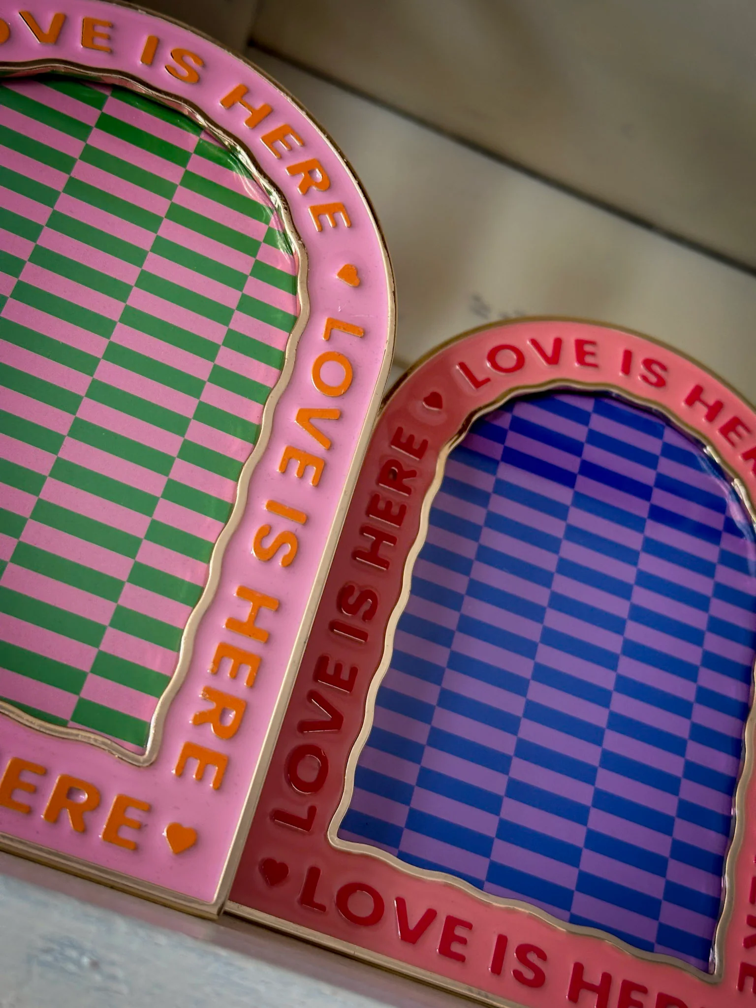 Fotolijstje Hard Roze – Love Is Here - Afbeelding 4