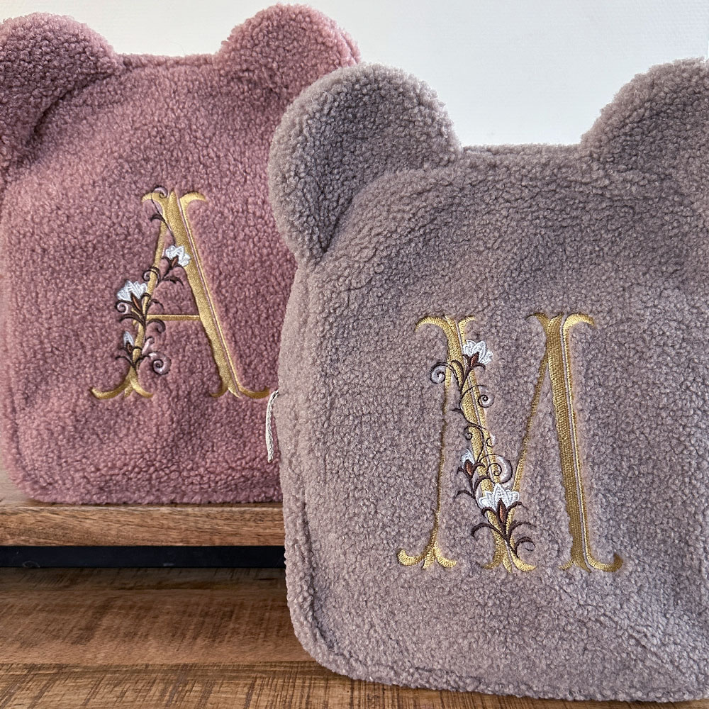 Teddy rugzak met initiaal | Taupe - Afbeelding 3