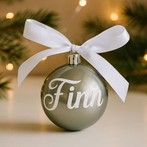 Kerstbal met naam | Landelijk groen glans | Finn