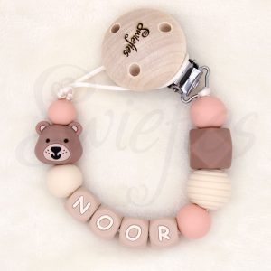 Speenkoord met naam | Beer | Noor | Zalmroze Beige