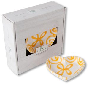 Schaaltje hart – Gevlamd geel – 10 cm – cadeauverpakking