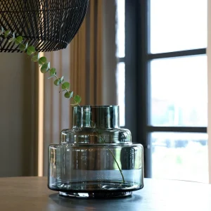 Grijze vaas – Mondgeblazen design van dik glas Ø23–33 cm