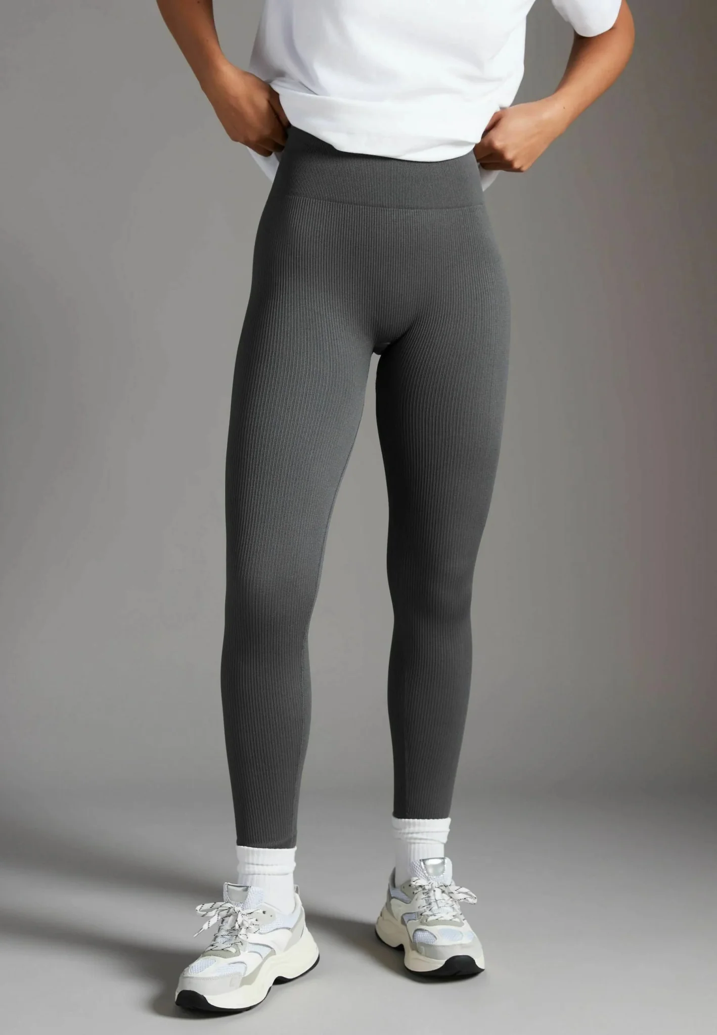LiviaFit™ | Luxe Naadloze Yoga-Legging met Hoge Taille voor Dames - Afbeelding 3